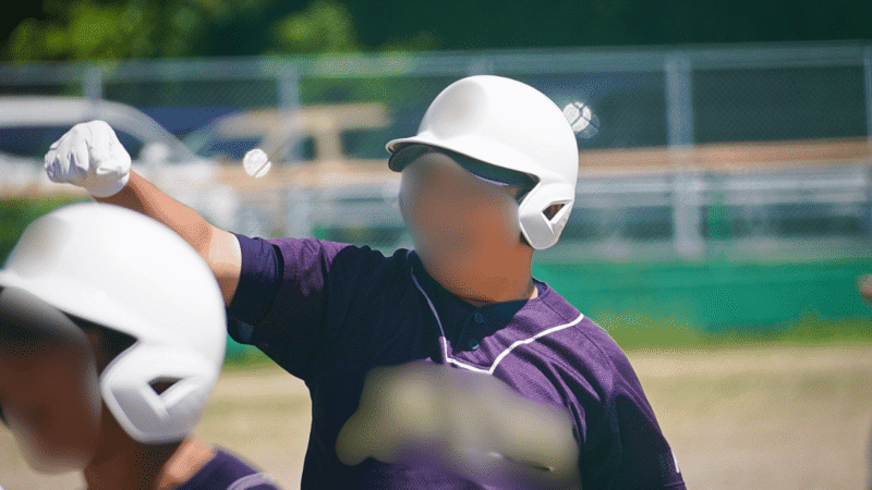部分調整で顔の明るさを自然に整えた少年野球の写真